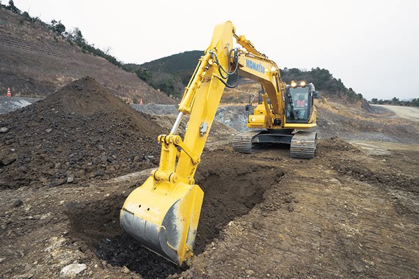 PC210LCi